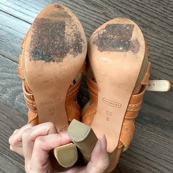 Leather Coach sandals 37.5 - Picture 6 of 6